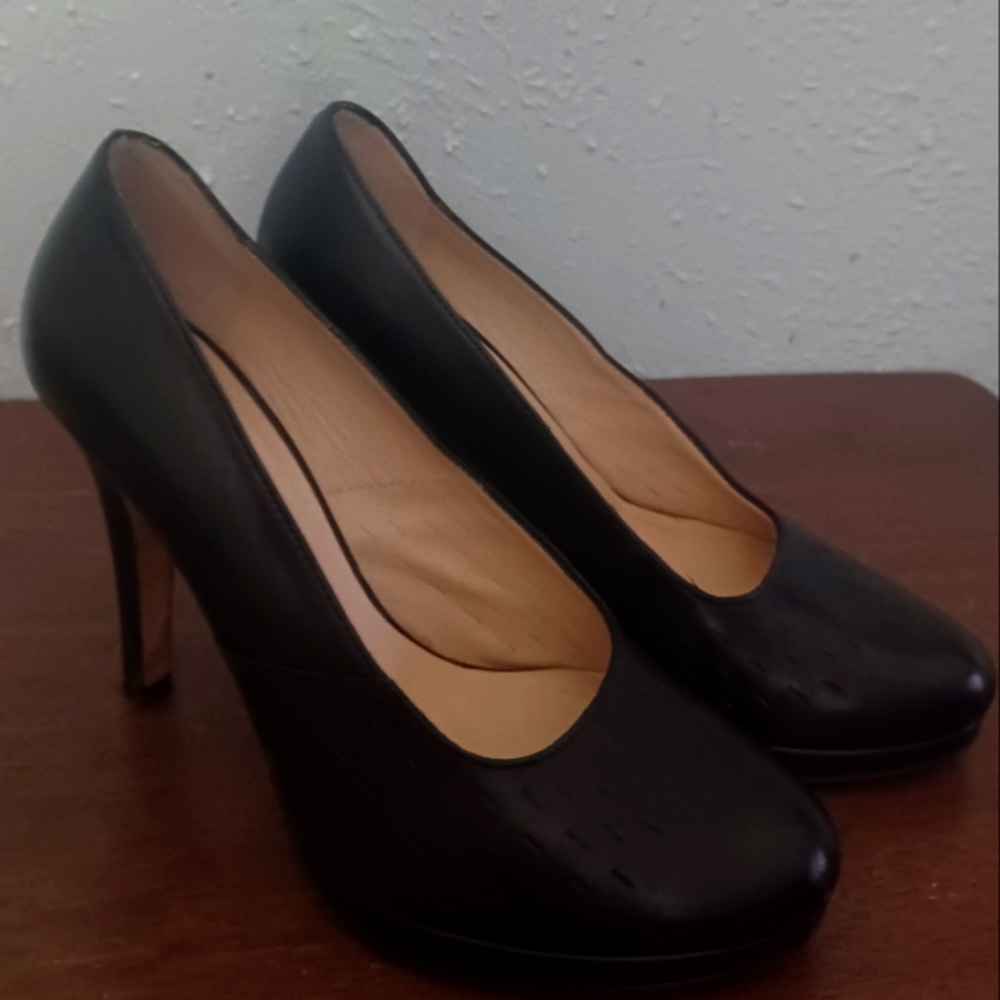 Julie Lopez 3" black heels